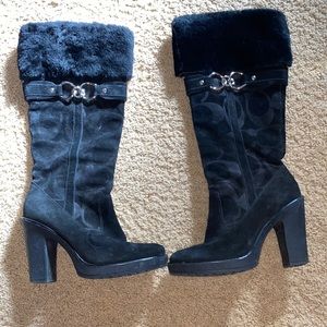 Women’s Black Suede with fur/silver chain accent boot Size 7.5